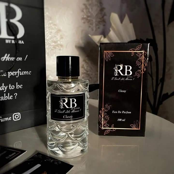 https://www.luna-luxe.net/storage/products/Box perfume personnalisé1713623799.jpg